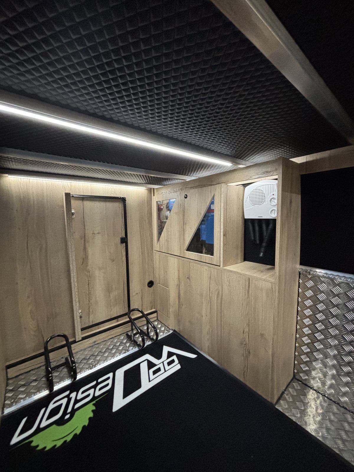 Intérieur bois aménagé